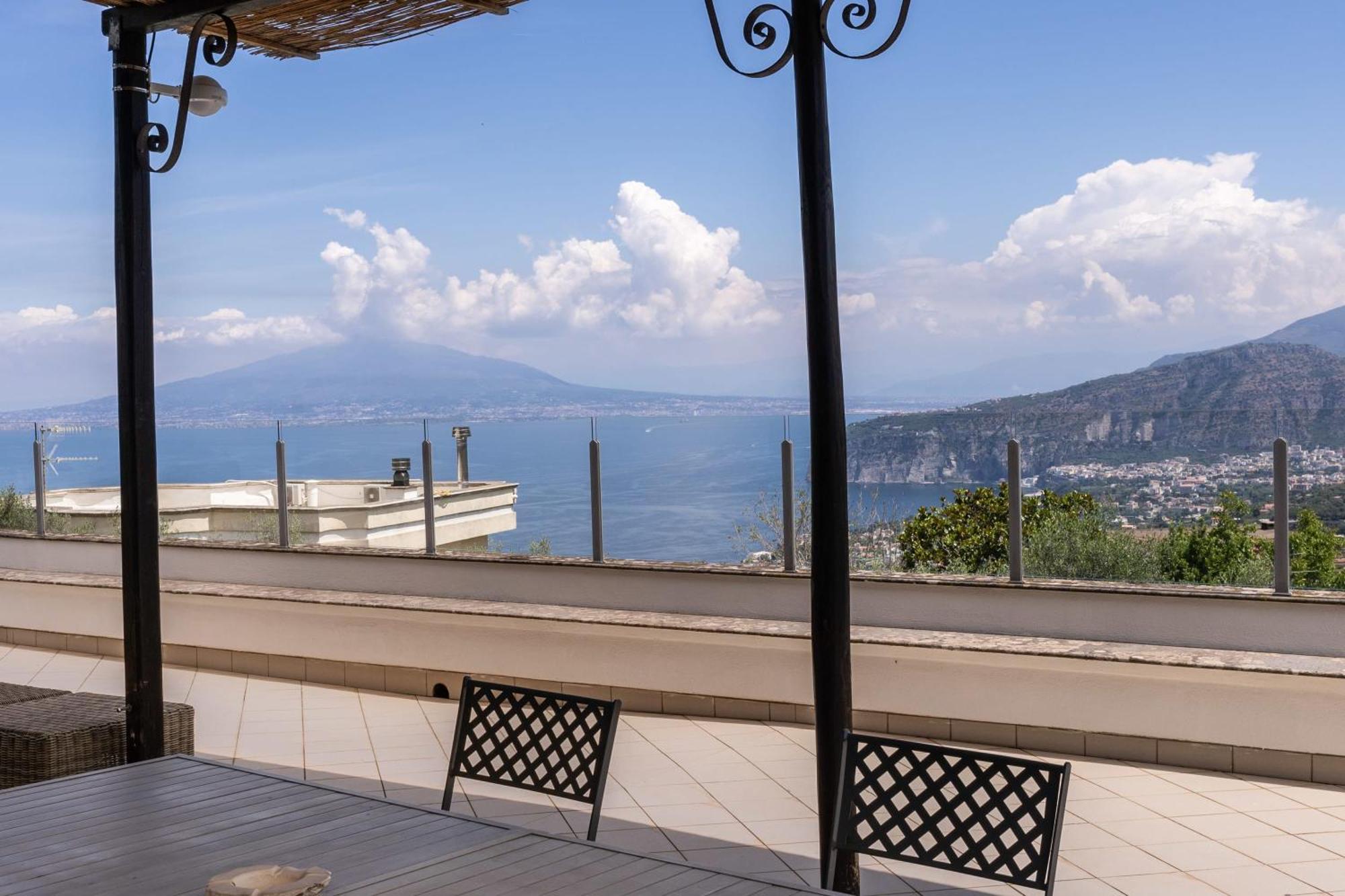 Villa Milena Modern Elegance Views And Guest Services Sorrento Exteriér fotografie
