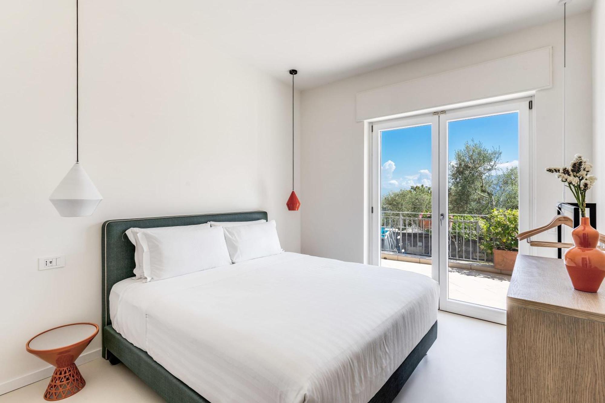 Villa Milena Modern Elegance Views And Guest Services Sorrento Exteriér fotografie